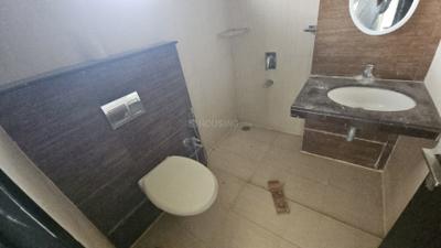 Bathroom Image of 2500 Sq.ft 3 BHK Independent House for rent in Sunil Chameli Villas, Sahara City Homes Indore for Rs. 42000