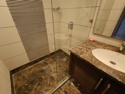 Image of 1600 Sq.ft 3 BHK Builder Floor for rent in Green Park, New Delhi for Rs. 140000