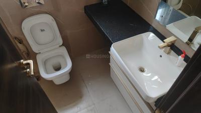 Image of 1712 Sq.ft 3 BHK Apartment / Flat for rent in Smartworld Orchard, Sector 61, Gurgaon for Rs. 57000