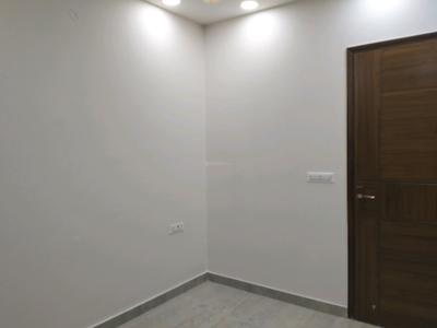 Bedroom Image of 750 Sq.ft 2 BHK Builder Floor for sale in Mukherjee Nagar New Delhi for Rs. 11800000