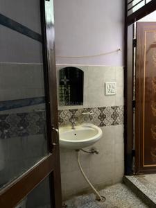 Bathroom Image of 200 Sq.ft 2 BHK Independent House for rent in Nayagaon Chandigarh for Rs. 10000