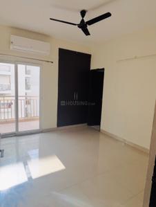 Bedroom Image of 1020 Sq.ft 3 BHK Apartment / Flat for rent in Trident Embassy, Noida Extension Greater Noida for Rs. 24000