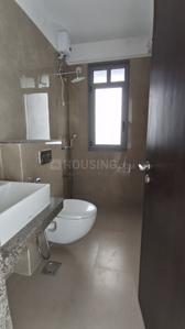 Bathroom Image of 1000 Sq.ft 2 BHK Apartment / Flat for rent in Sunteck City 4th Avenue, Goregaon West Mumbai for Rs. 75000