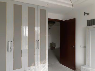 Bedroom Image of 1400 Sq.ft 4 BHK Builder Floor for sale in Sector 29 Rohini New Delhi for Rs. 14600000