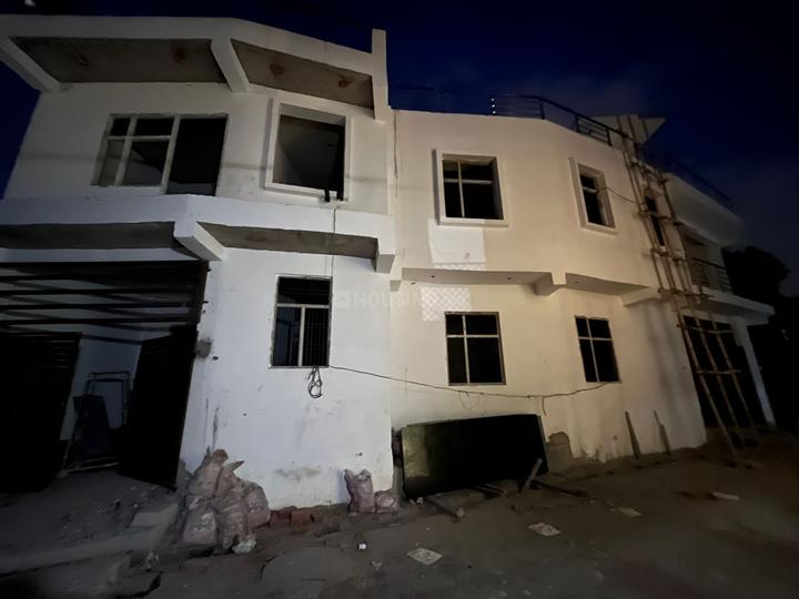 Railway Colony, Alambagh Main Image 1