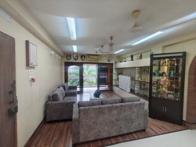 Hall Image of 1410 Sq.ft 4 BHK Apartment / Flat for sale in Mukundapur Kolkata for Rs. 10500000