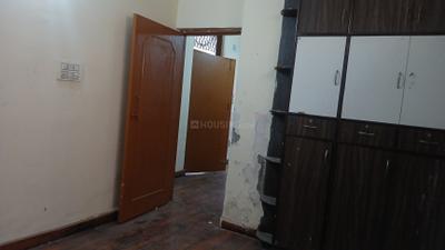Bedroom Image of 900 Sq.ft 2 BHK Apartment / Flat for sale in Shalimar Garden Ghaziabad for Rs. 5300000
