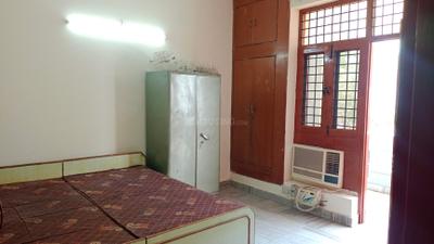 Bedroom Image of 1100 Sq.ft 2 BHK Builder Floor for rent in Sector 14 Gurgaon for Rs. 28500