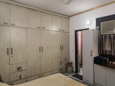 Bedroom Image of 1650 Sq.ft 3 BHK Builder Floor for sale in Patel Nagar New Delhi for Rs. 25000000