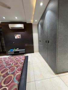 Bedroom Image of 4700 Sq.ft 5 BHK Duplex for sale in Happy Home Green Victory, Bhimrad Surat for Rs. 40000000