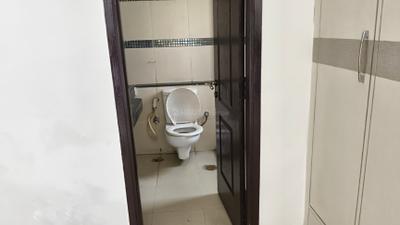 Image of 995 Sq.ft 2 BHK Apartment / Flat for sale in Unitech Uniworld Gardens 2, Sector 47, Gurgaon for Rs. 13600000