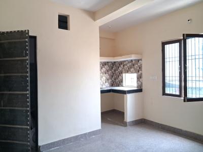 Bedroom Image of 1000 Sq.ft 1 RK Apartment / Flat for rent in Sector 45 Noida for Rs. 6500
