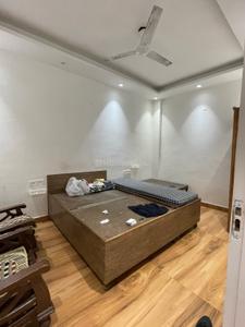 Bedroom Image of 777 Sq.ft 1 BHK Independent House for rent in RWA Lajpat Nagar 4 Colonies, Lajpat Nagar New Delhi for Rs. 31399