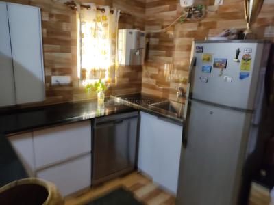 Kitchen Image of 1500 Sq.ft 4 BHK Apartment / Flat for sale in Mayur Vihar Phase 1 New Delhi for Rs. 22200000
