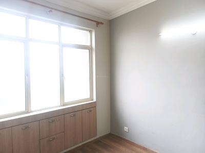 Bedroom Image of 1832 Sq.ft 3 BHK Apartment / Flat for sale in Raheja Vedaanta, Sector 108 Gurgaon for Rs. 16000000