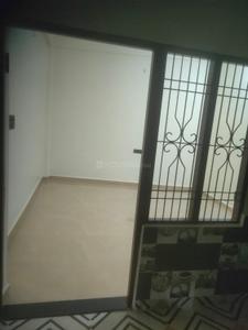 Balcony Image of 700 Sq.ft 2 BHK Builder Floor for rent in Dhoomanganj Allahabad for Rs. 8000