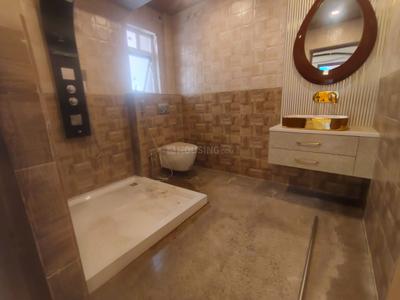 Bathroom Image of 5400 Sq.ft 5 BHK Apartment / Flat for sale in Bhowanipore Kolkata for Rs. 80000000