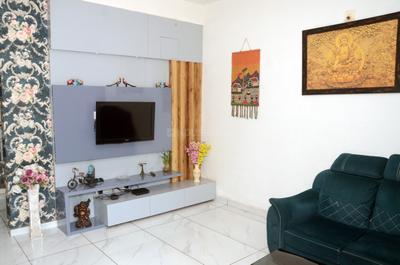 Hall Image of 5000 Sq.ft 3 BHK Independent House for sale in Sarigam Valsad for Rs. 13500000