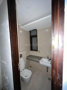 Bathroom Image of 2350 Sq.ft 4 BHK Apartment / Flat for sale in Beverly Golf Avenue, Sector 65 Mohali for Rs. 47500000
