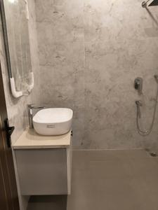 Common Bathroom Image of 3300 Sq.ft 4 BHK Apartment / Flat for sale in M3M Merlin, Sector 67 Gurgaon for Rs. 63000000