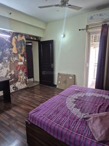 Bedroom Image of 1600 Sq.ft 3 BHK Apartment / Flat for rent in Sethi Max Royal, Sector 76 Noida for Rs. 40000
