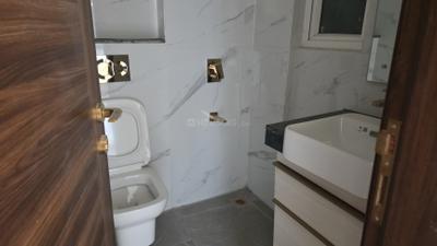 Image of 1711 Sq.ft 3.5 BHK Apartment / Flat for rent in Smartworld Orchard, Sector 61, Gurgaon for Rs. 60000