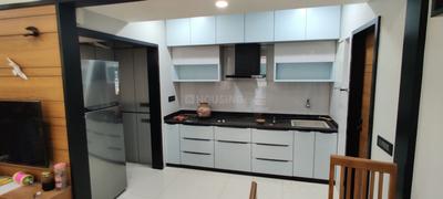 Kitchen Image of 4000 Sq.ft 4 BHK Villa for rent in Saumya Aryaman, Thaltej Ahmedabad for Rs. 150000