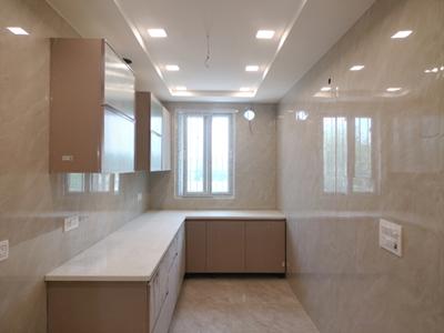 Kitchen Image of 1305 Sq.ft 3 BHK Builder Floor for sale in BPTP District 5, Sector 84 Faridabad for Rs. 14000000