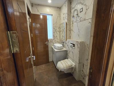 Bathroom Image of 1395 Sq.ft 3 BHK Builder Floor for sale in Sector 77 Gurgaon for Rs. 18500000