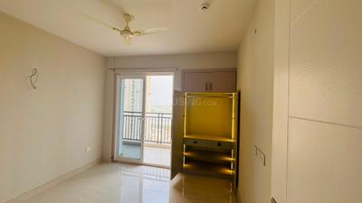 Hall Image of 1404 Sq.ft 3 BHK Apartment / Flat for sale in Eldeco Live By The Greens Phase 1, Sector 150 Noida for Rs. 17000000