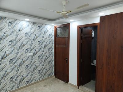 Bedroom Image of 900 Sq.ft 3 BHK Builder Floor for sale in Govindpuri Extension New Delhi for Rs. 9500000