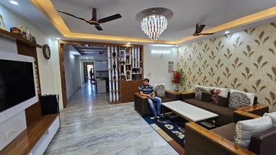 Hall Image of 1895 Sq.ft 3 BHK Apartment / Flat for rent in Paramount Symphony, Crossings Republik Ghaziabad for Rs. 24000
