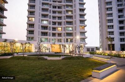 Image of 650 Sq.ft 2 BHK Apartment / Flat for sale in L And T Emerald Isle, Powai, Mumbai for Rs. 21000000