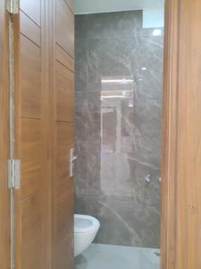 Common Bathroom Image of 2250 Sq.ft 3 BHK Builder Floor for sale in BPTP Pride Floors, Faizupur Majra Neemka Faridabad for Rs. 26000000