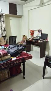 Bedroom Image of 950 Sq.ft 2 BHK Apartment / Flat for rent in Lohegaon Pune for Rs. 25000