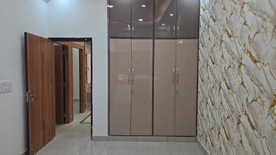 Bedroom Image of 1850 Sq.ft 4 BHK Builder Floor for rent in Indirapuram Ghaziabad for Rs. 45000