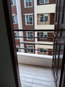 Balcony Image of 918 Sq.ft 2 BHK Apartment / Flat for sale in Chinar Park Kolkata for Rs. 5200000