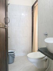 Common Bathroom Image of 800 Sq.ft 2 BHK Apartment / Flat for rent in Kasarvadavali Thane for Rs. 22000