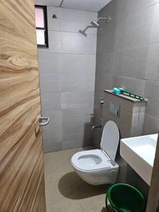 Bathroom Image of 1700 Sq.ft 3 BHK Apartment / Flat for rent in Diwali Skyz, Vaishno Devi Circle Ahmedabad for Rs. 32000