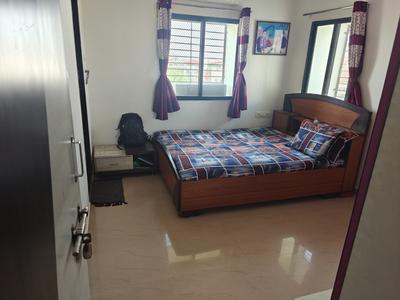 Bedroom Image of 729 Sq.ft 2 BHK Apartment / Flat for rent in Soma Talav Vadodara for Rs. 18000