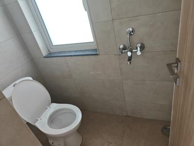 Image of 1888 Sq.ft 3.5 BHK Apartment / Flat for rent in Godrej Windsor At Godrej Golf Links, Jaypee Greens, Greater Noida for Rs. 60000