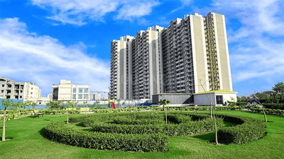 Image of 2352 Sq.ft 4 BHK Apartment / Flat for sale in Pareena Coban Residences, Sector 99A, Gurgaon for Rs. 26000000