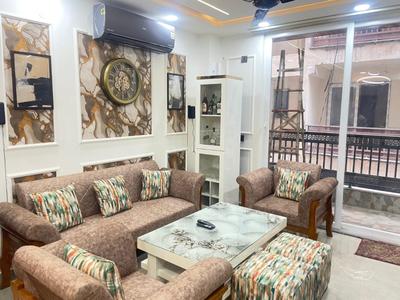 Hall Image of 1610 Sq.ft 3 BHK Apartment / Flat for sale in Sector 102 Noida for Rs. 9800000