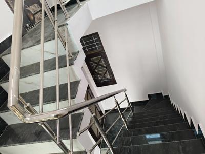Image of 600 Sq.ft 2 BHK Independent House for rent in Alambagh, Lucknow for Rs. 10000