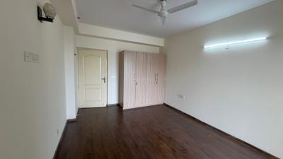 Bedroom Image of 2215 Sq.ft 3 BHK Apartment / Flat for rent in Supertech Araville, Sector 79 Gurgaon for Rs. 28500