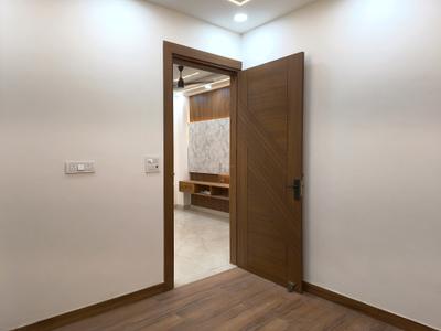 Bedroom Image of 1150 Sq.ft 3 BHK Apartment / Flat for sale in Shastri Nagar Ghaziabad for Rs. 6665000
