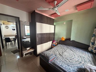 Bedroom Image of 1450 Sq.ft 3 BHK Apartment / Flat for sale in Avirat Silver Brook, Shilaj Ahmedabad for Rs. 9100000
