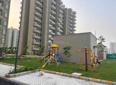 Image of 645 Sq.ft 3 BHK Apartment / Flat for rent in Pyramid Infinity, Southern Peripheral Road, Gurgaon for Rs. 30000
