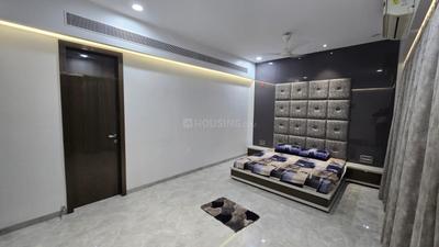 Bedroom Image of 4209 Sq.ft 4 BHK Penthouse for sale in Enn Enn Florence, Vesu Surat for Rs. 34900000