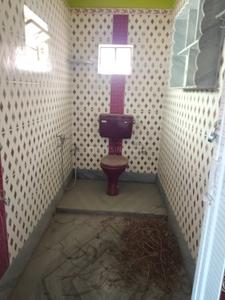 Bathroom Image of 900 Sq.ft 2 BHK Independent House for rent in Bardhaman University Bardhaman for Rs. 9000